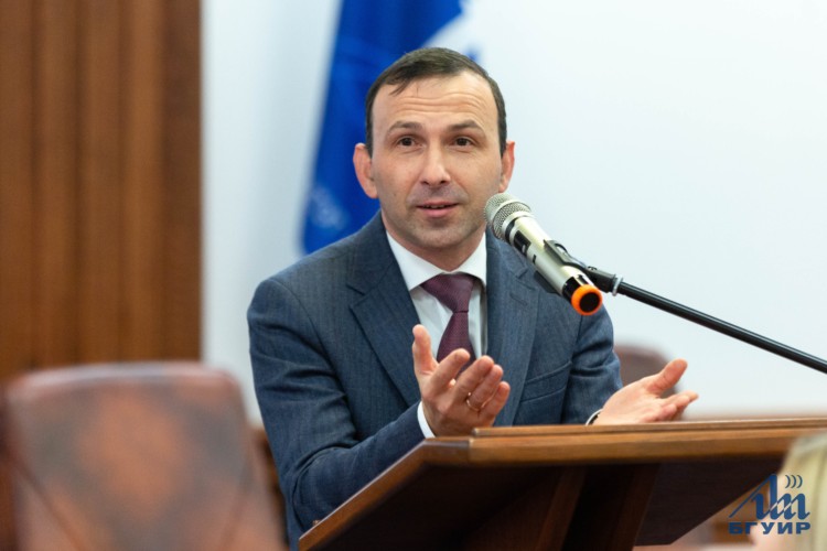 Ректор БГУИР Вадим Богуш