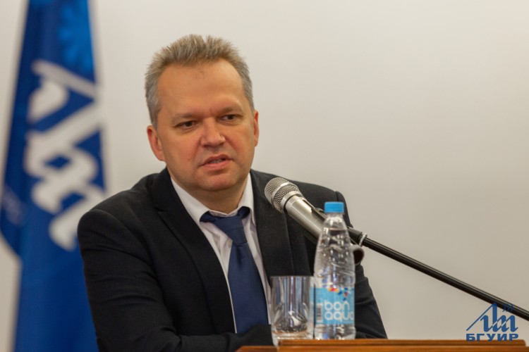 Проректор по воспитательной работе Дмитрий Кузнецов