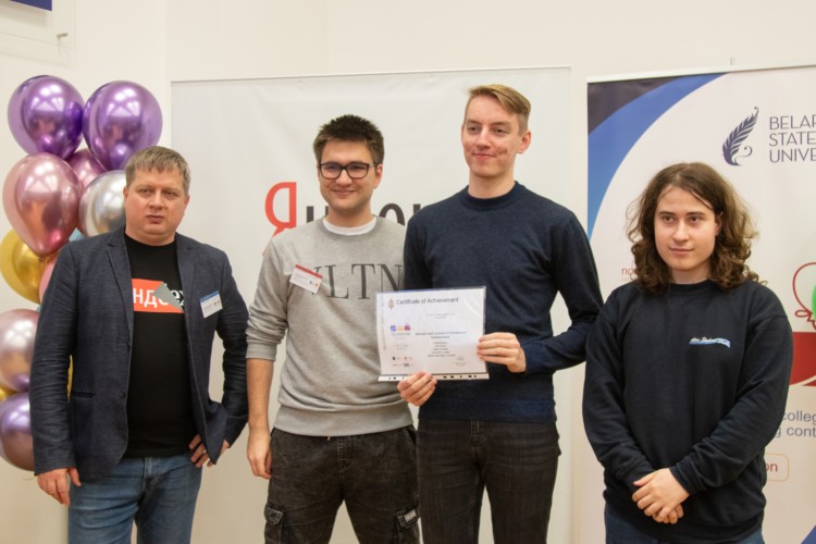 Студенты БГУИР прошли в полуфинал Международной студенческой олимпиады по программированию