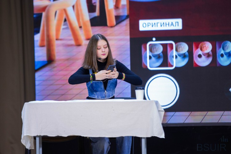 В БГУИР проходит творческий фестиваль «Студенческая осень»